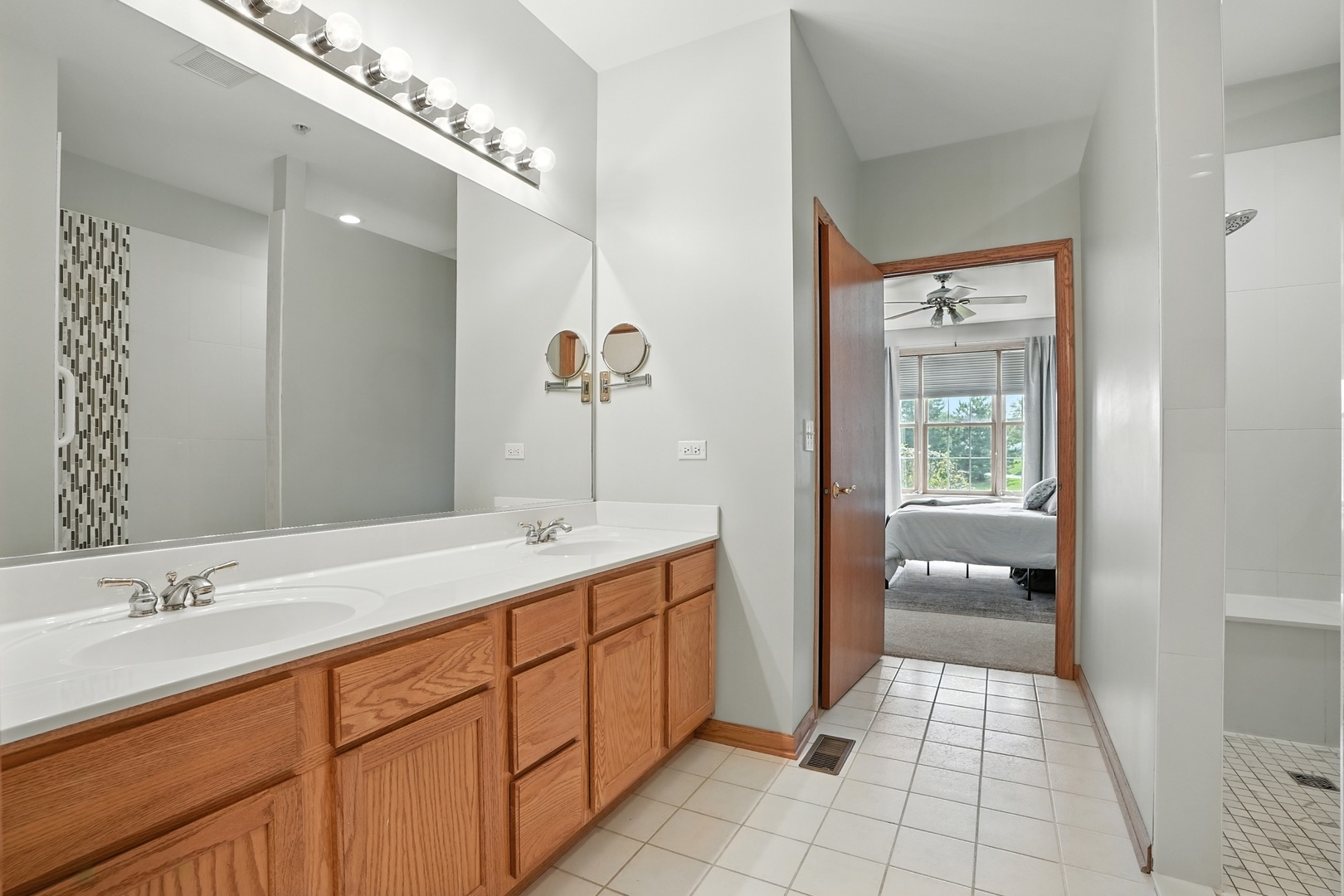 8675 Saddlebred Court, Frankfort, IL 60423