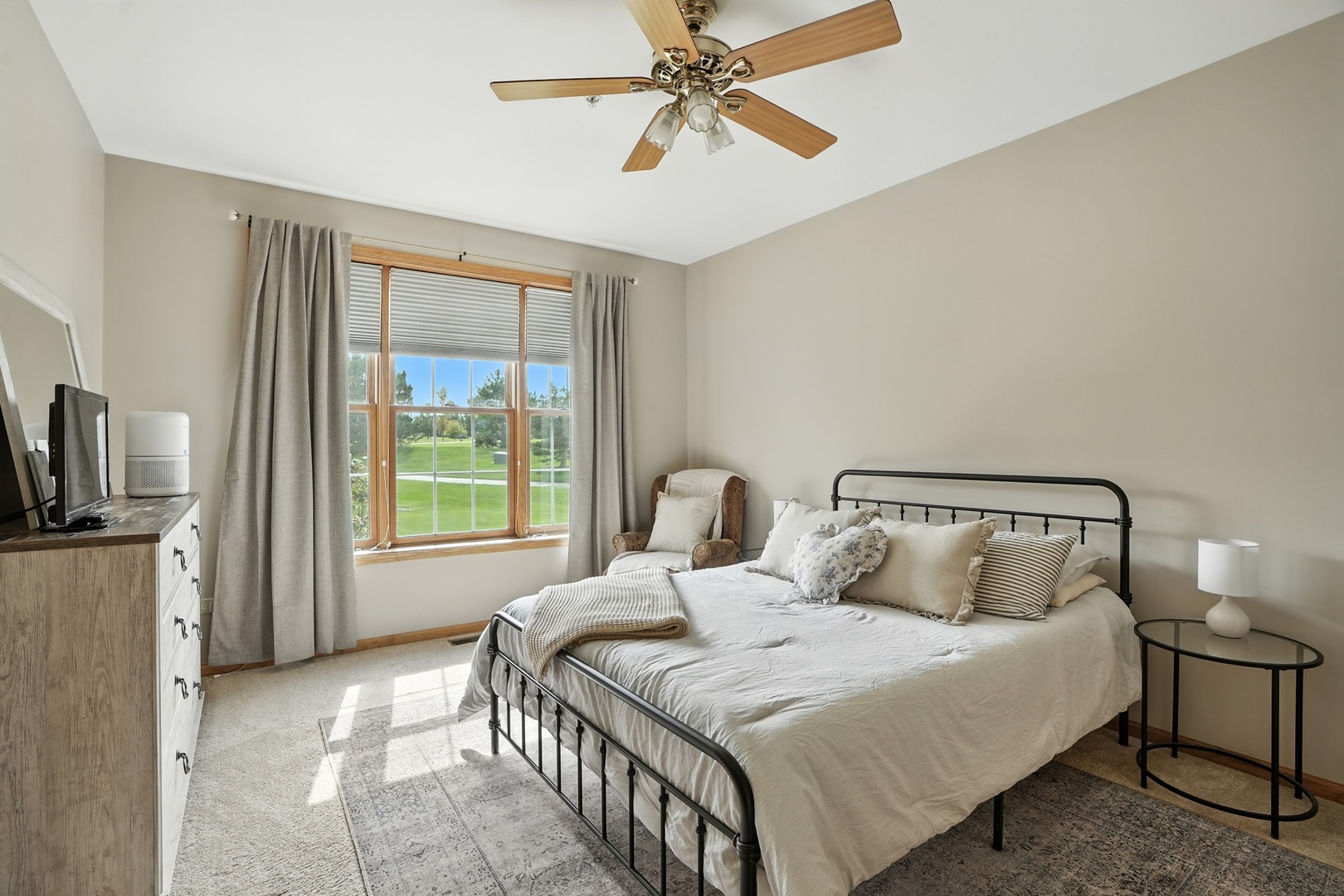 8675 Saddlebred Court, Frankfort, IL 60423