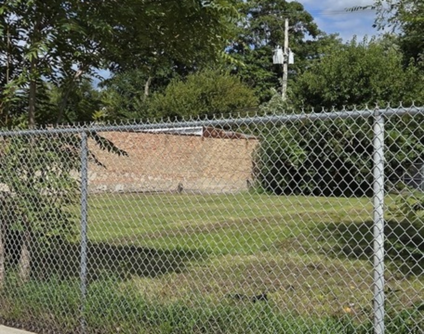 12321 S Halsted Street, Chicago, IL 60628