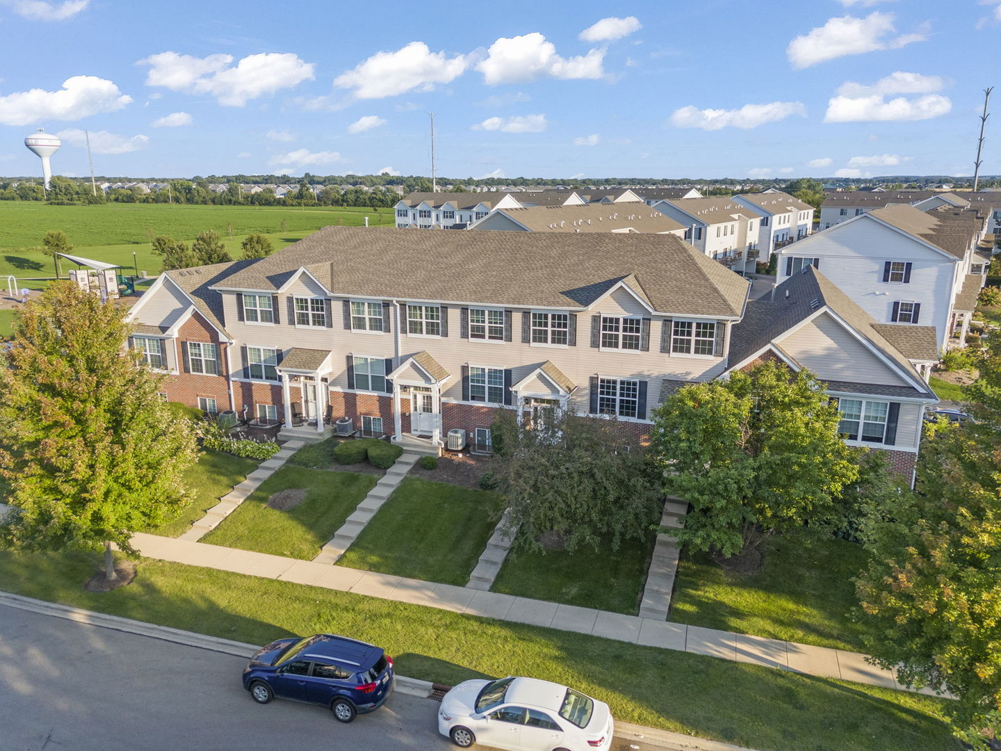 2234 Beresford Drive, Yorkville, IL 60560
