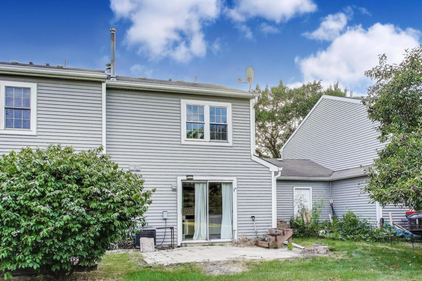 2009 Countryside Lane, Round Lake Beach, IL 60073
