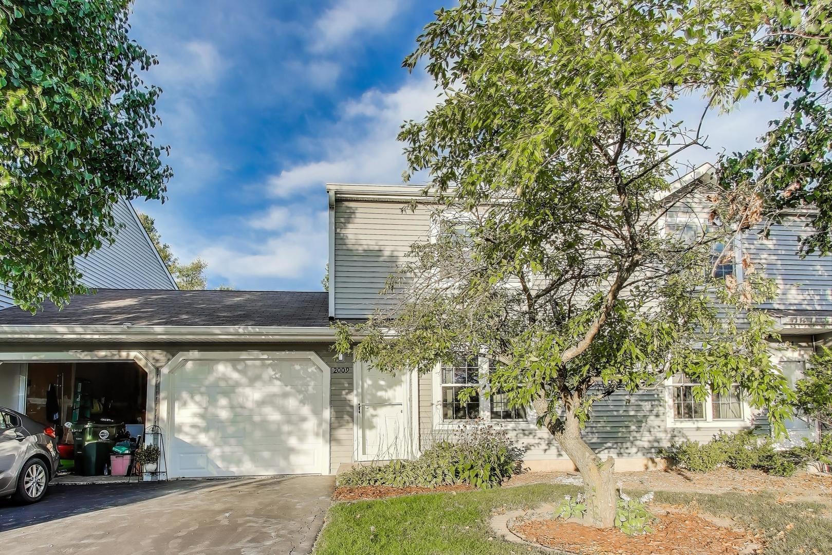 2009 Countryside Lane, Round Lake Beach, IL 60073