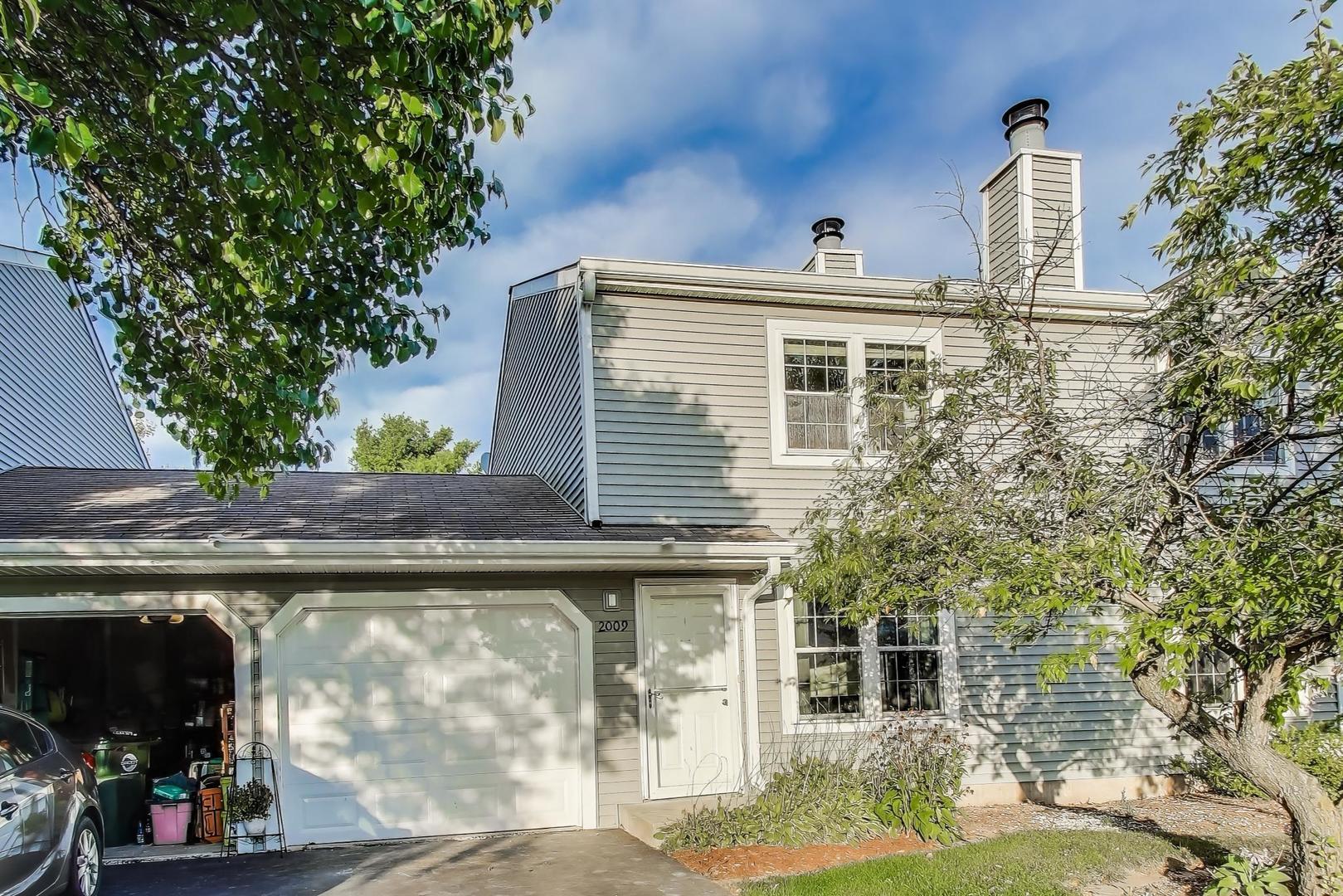 2009 Countryside Lane, Round Lake Beach, IL 60073