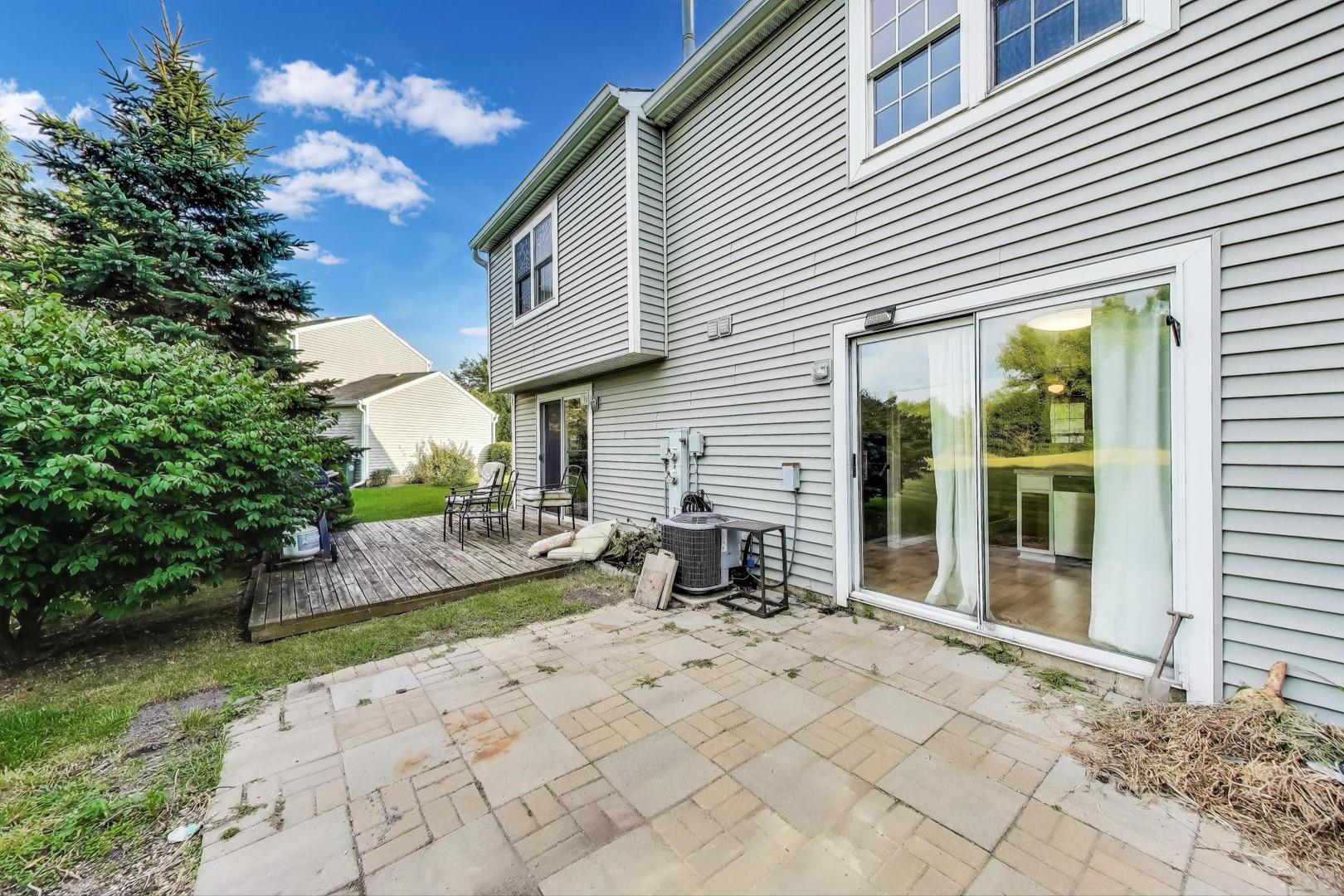 2009 Countryside Lane, Round Lake Beach, IL 60073