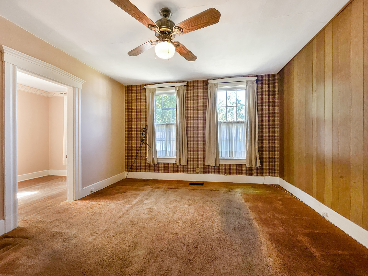 20 S Church Street, Princeton, IL 61356