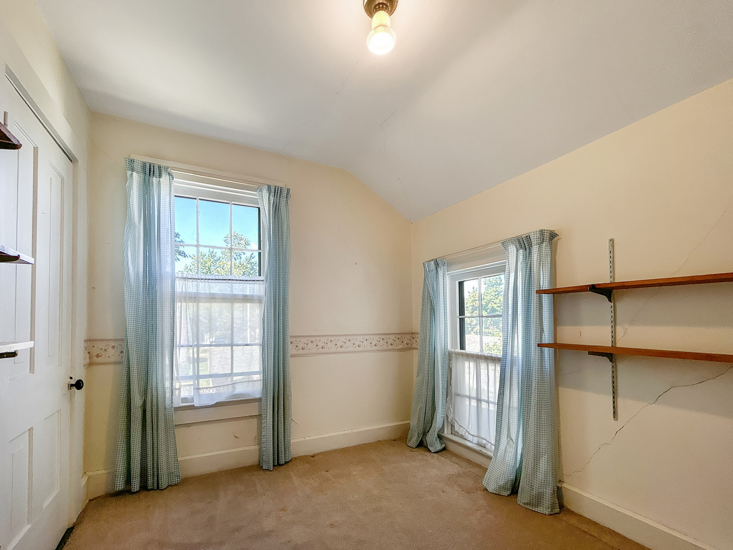 20 S Church Street, Princeton, IL 61356