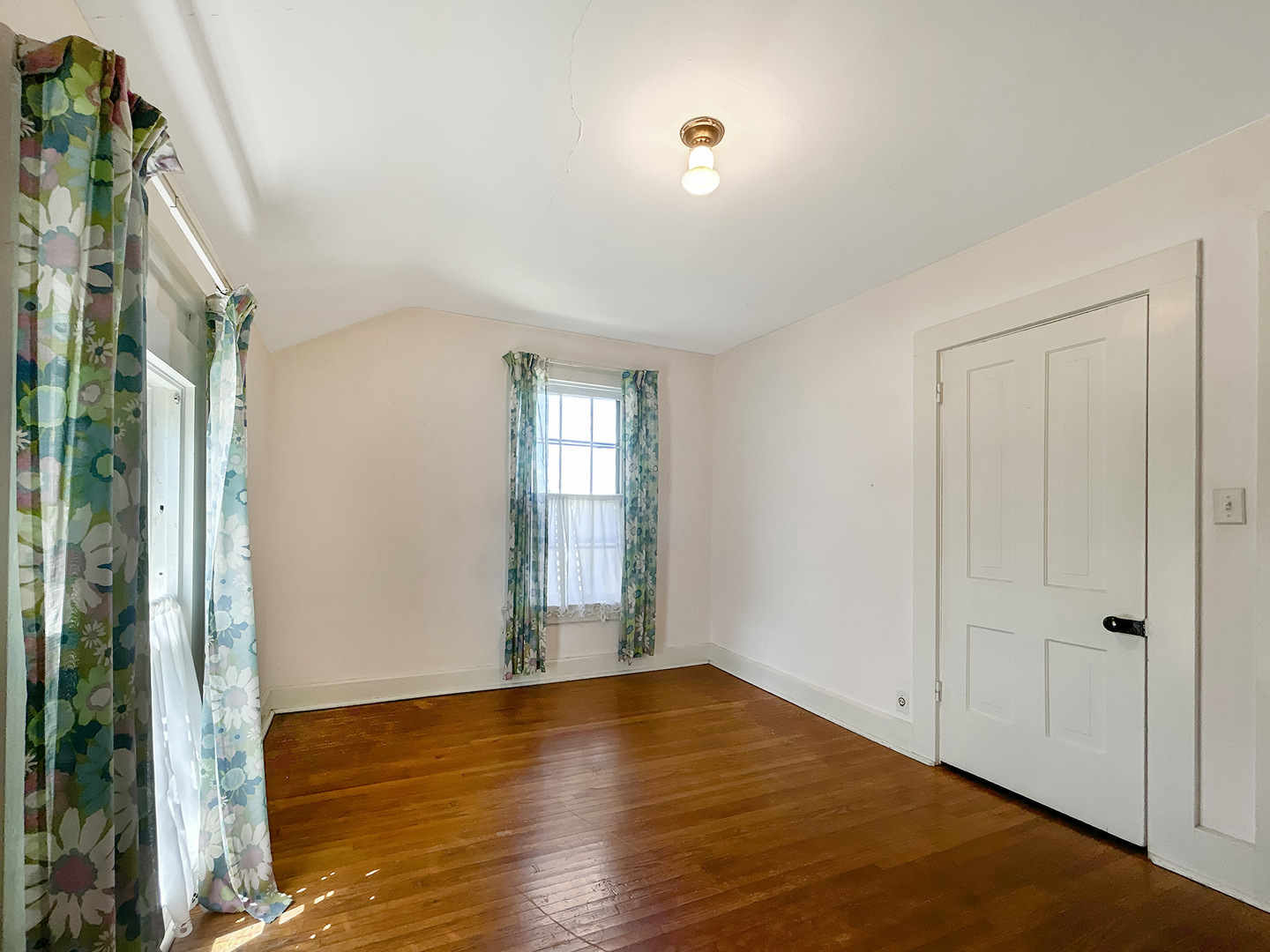 20 S Church Street, Princeton, IL 61356