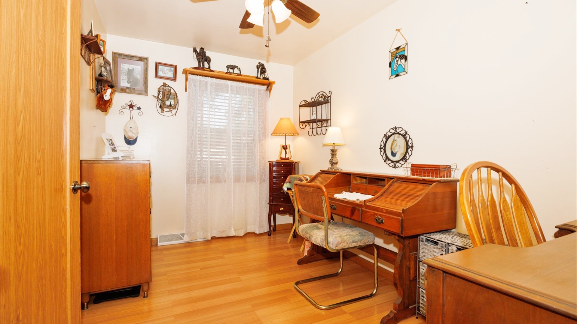 210 W North Street, Colfax, IL 61728