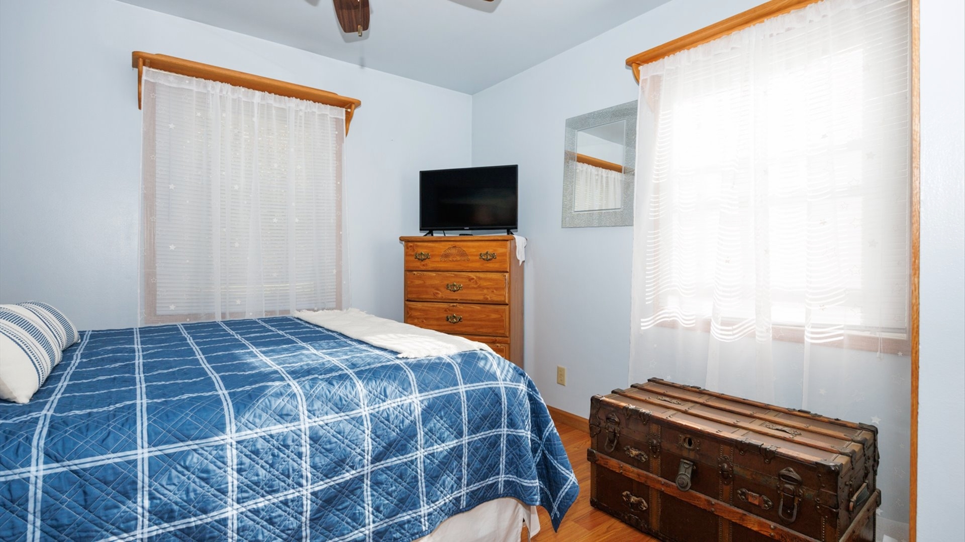 210 W North Street, Colfax, IL 61728