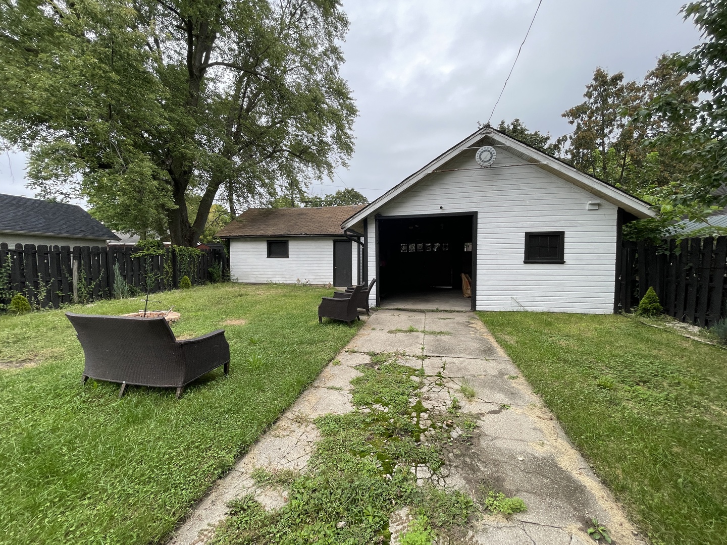 307 N London Avenue, Rockford, IL 61107