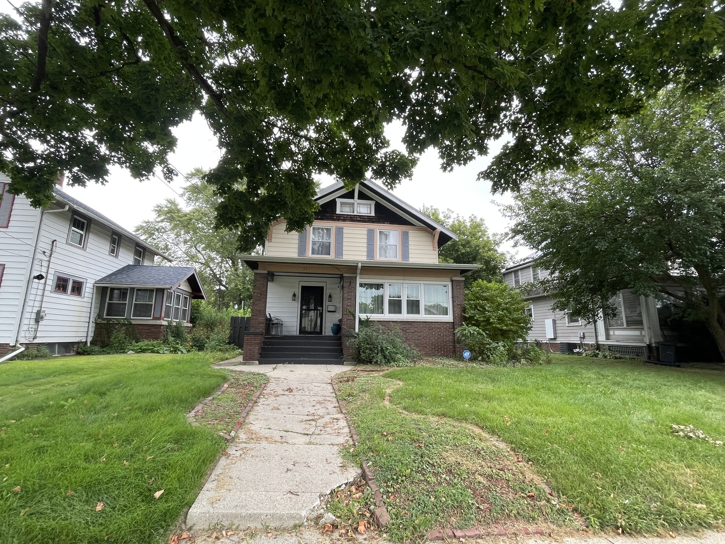 307 N London Avenue, Rockford, IL 61107