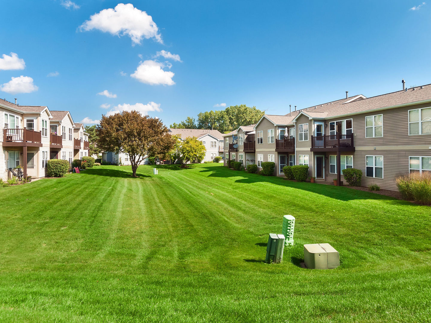 1000 Radclyffe Court #B, Elgin, IL 60120