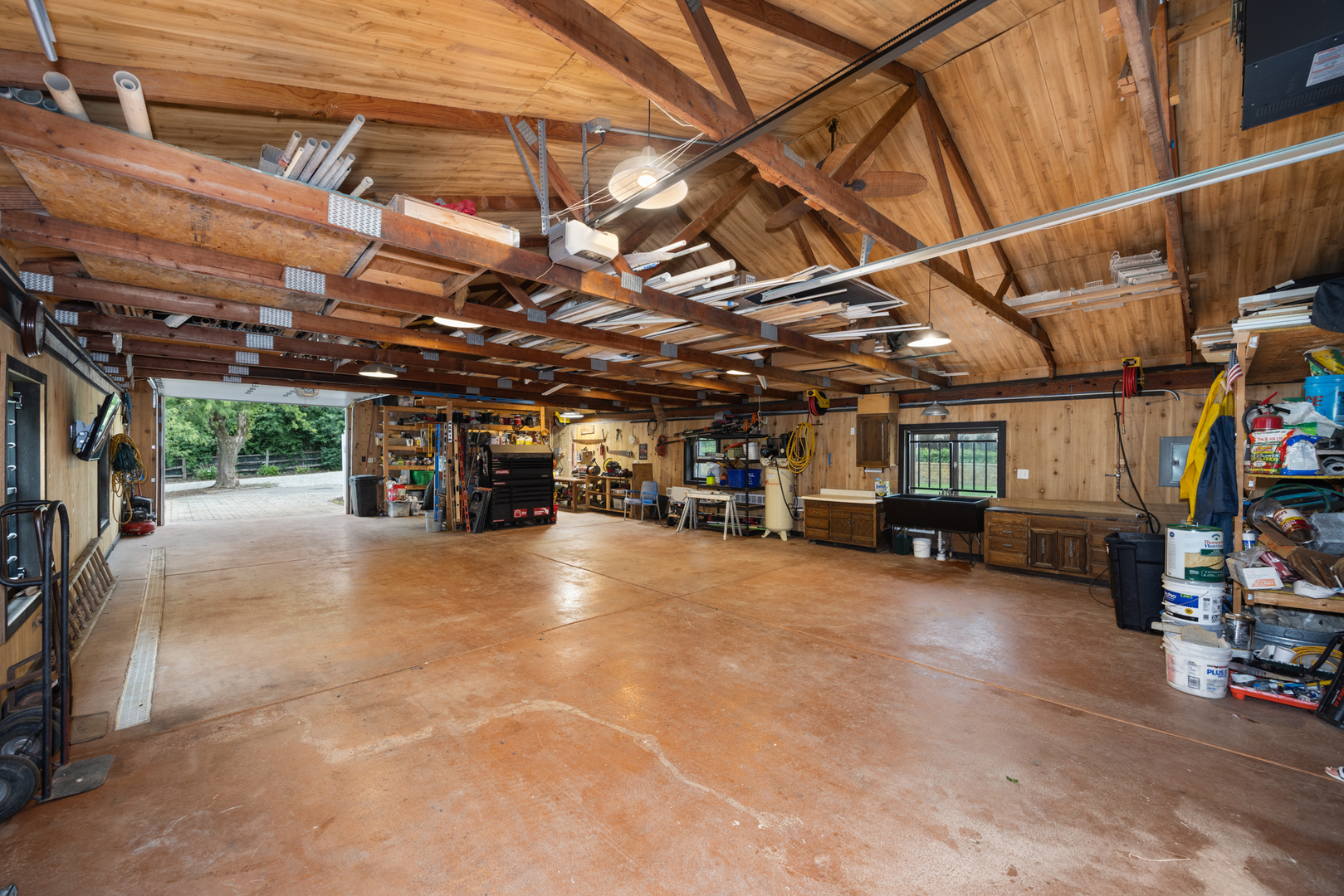 404 Caesar Drive, Barrington Hills, IL 60010