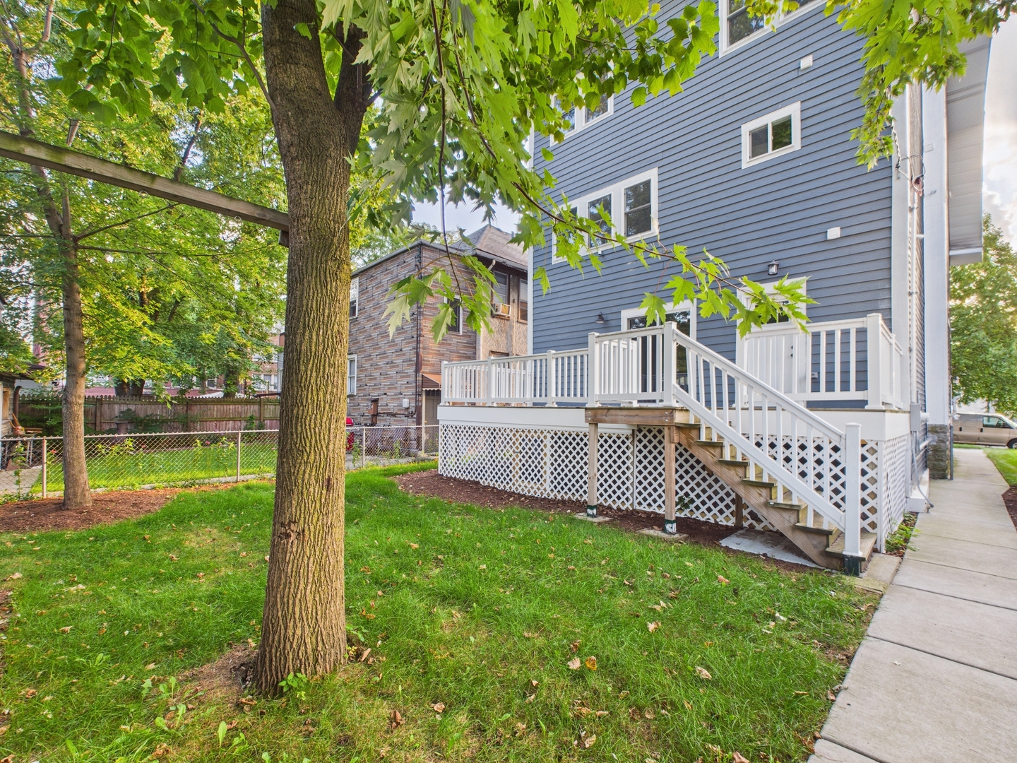 840 S Cuyler Avenue, Oak Park, IL 60304