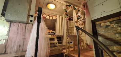 445 S ELLIS Street, Bensenville, IL 60106