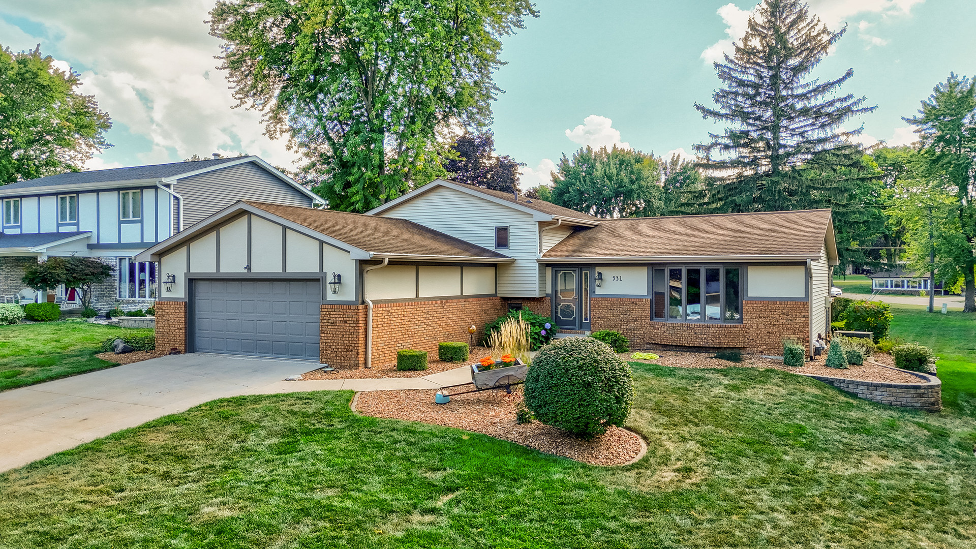 931 Knottingham Drive, Ottawa, IL 61350