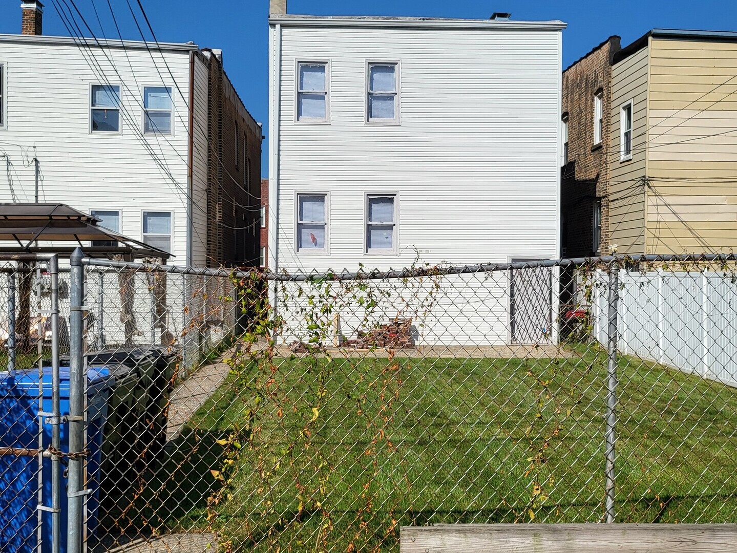 Chicago, IL 60636