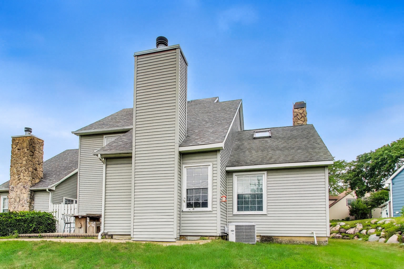 640 Wilbur Court, Gurnee, IL 60031
