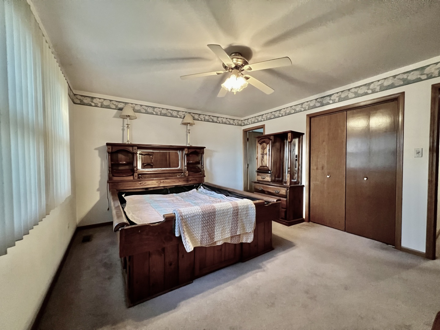 7632 Hanover Drive, Tinley Park, IL 60477