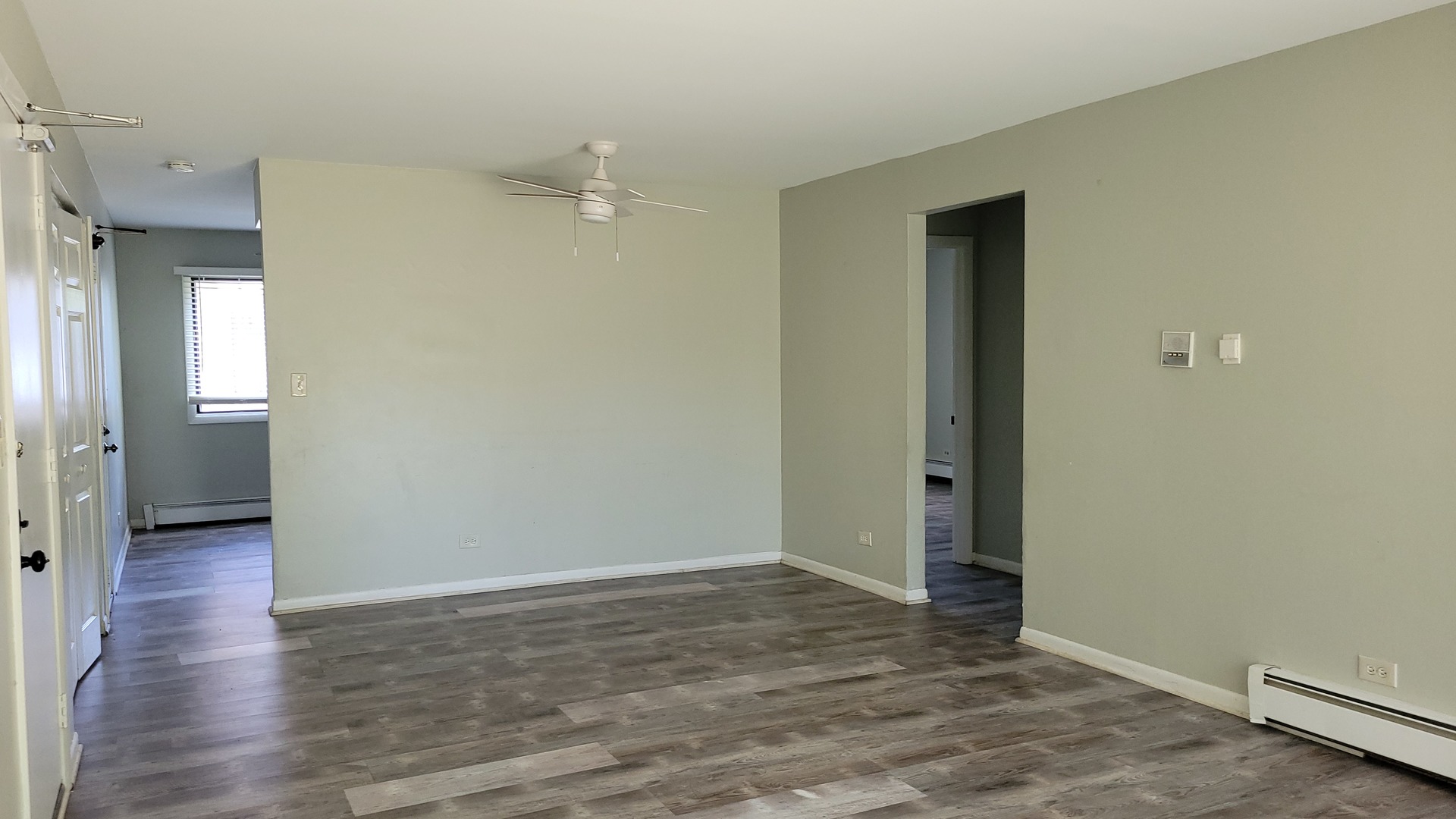 7809 Woodward Avenue #1A, Woodridge, IL 60517