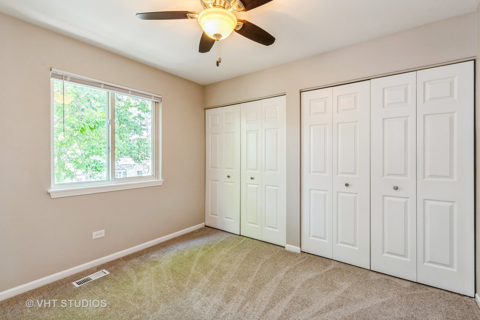 1109 Blackburn Drive, Grayslake, IL 60030
