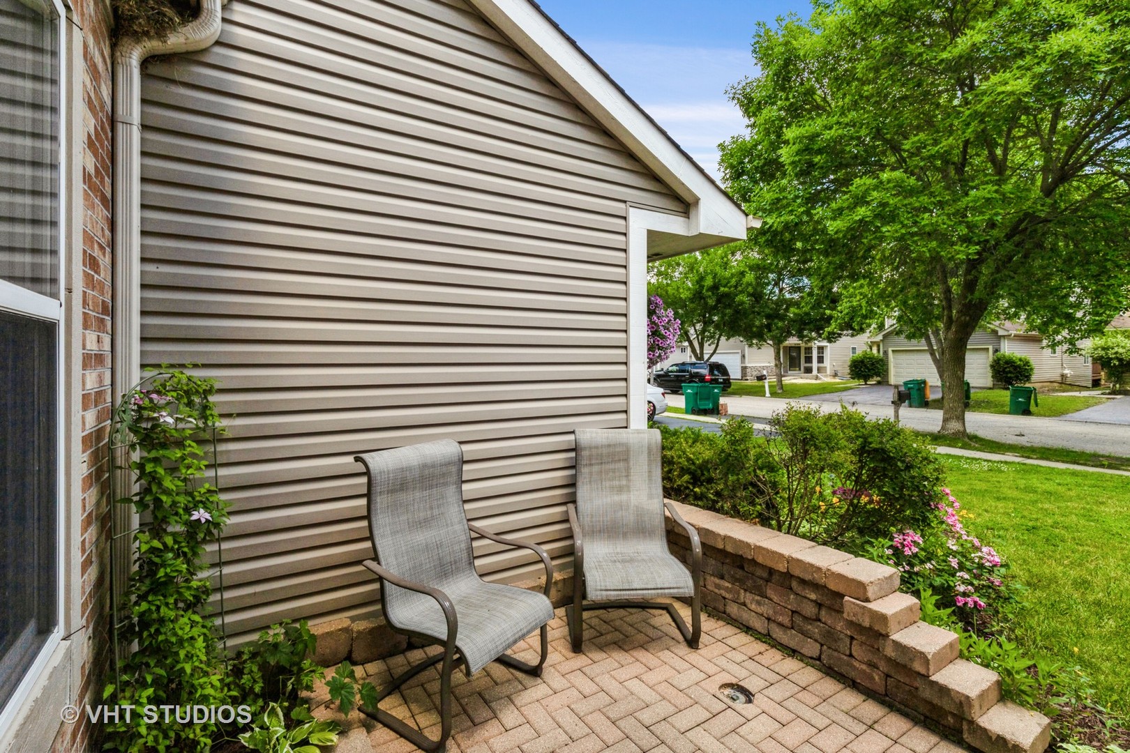 1109 Blackburn Drive, Grayslake, IL 60030