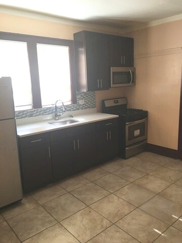 7934 S Loomis Boulevard, Chicago, IL 60620