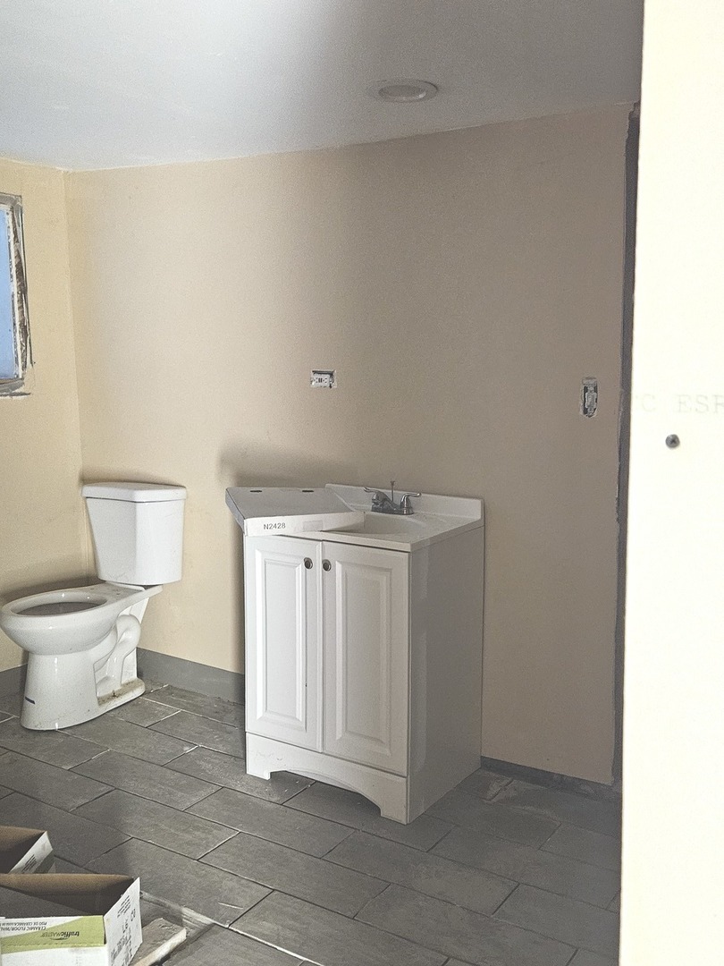 7934 S Loomis Boulevard, Chicago, IL 60620