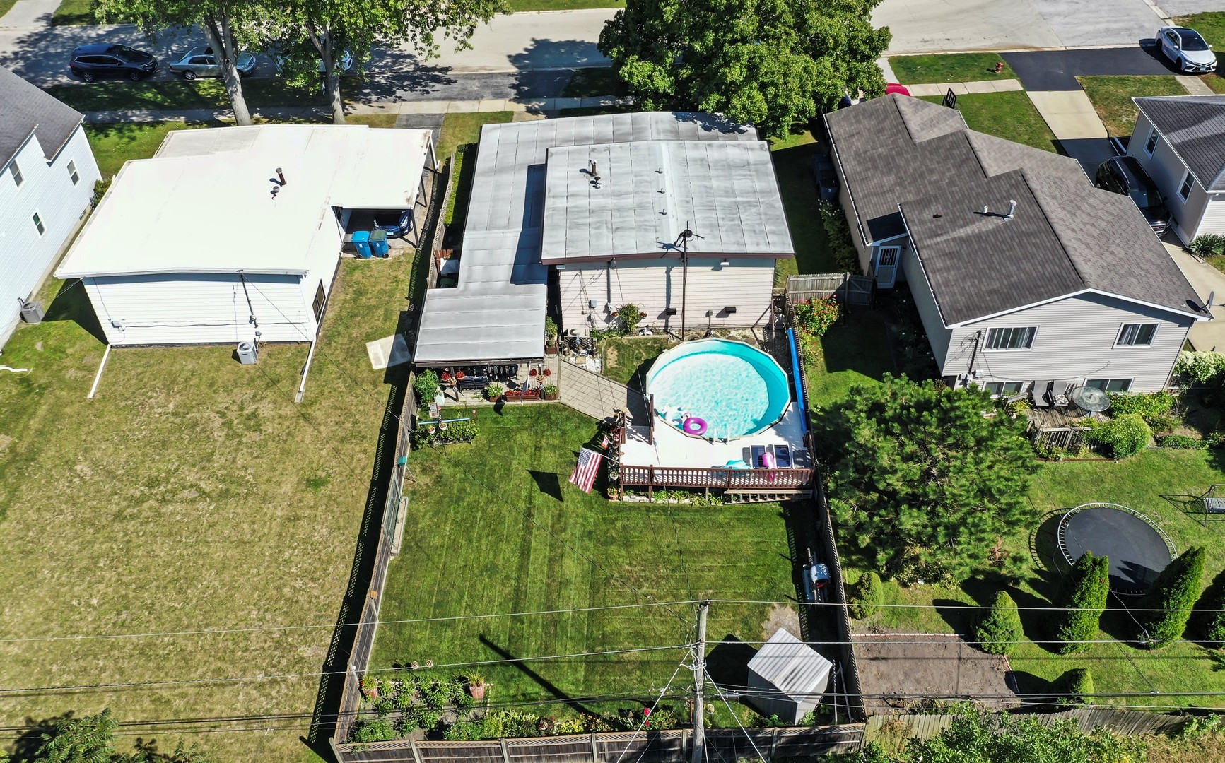 3216 Emerald Avenue, Steger, IL 60475