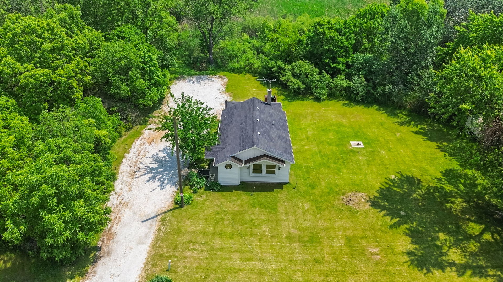 21203 S 93rd Avenue, Frankfort, IL 60423