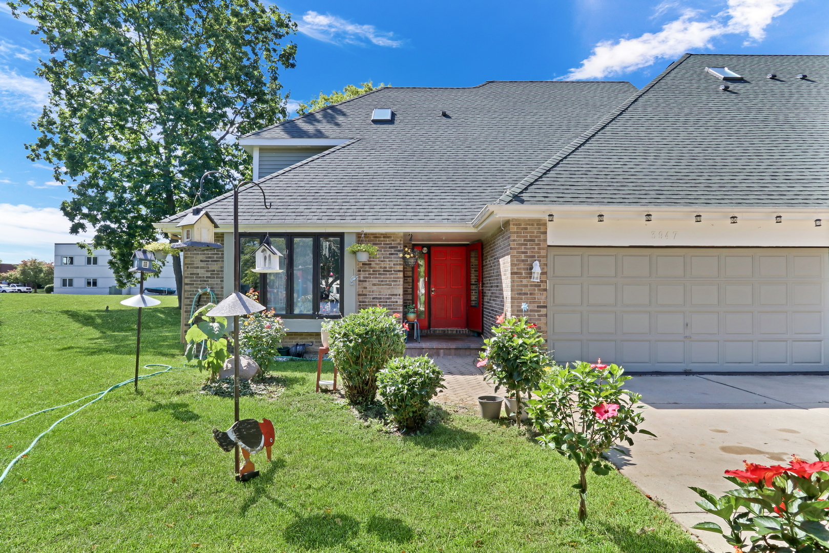3947 Blackstone Avenue, Gurnee, IL 60031
