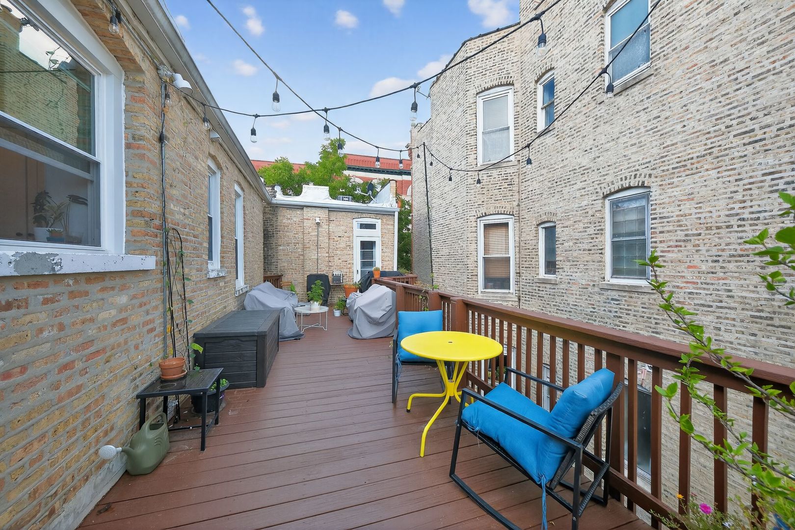 2578 W Lyndale Street #2, Chicago, IL 60647