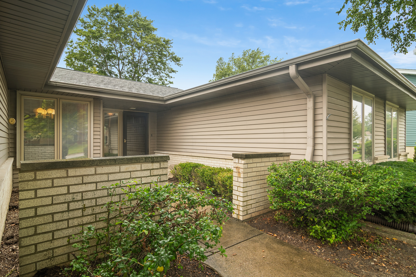 260 Bedford Lane, Bloomingdale, IL 60108