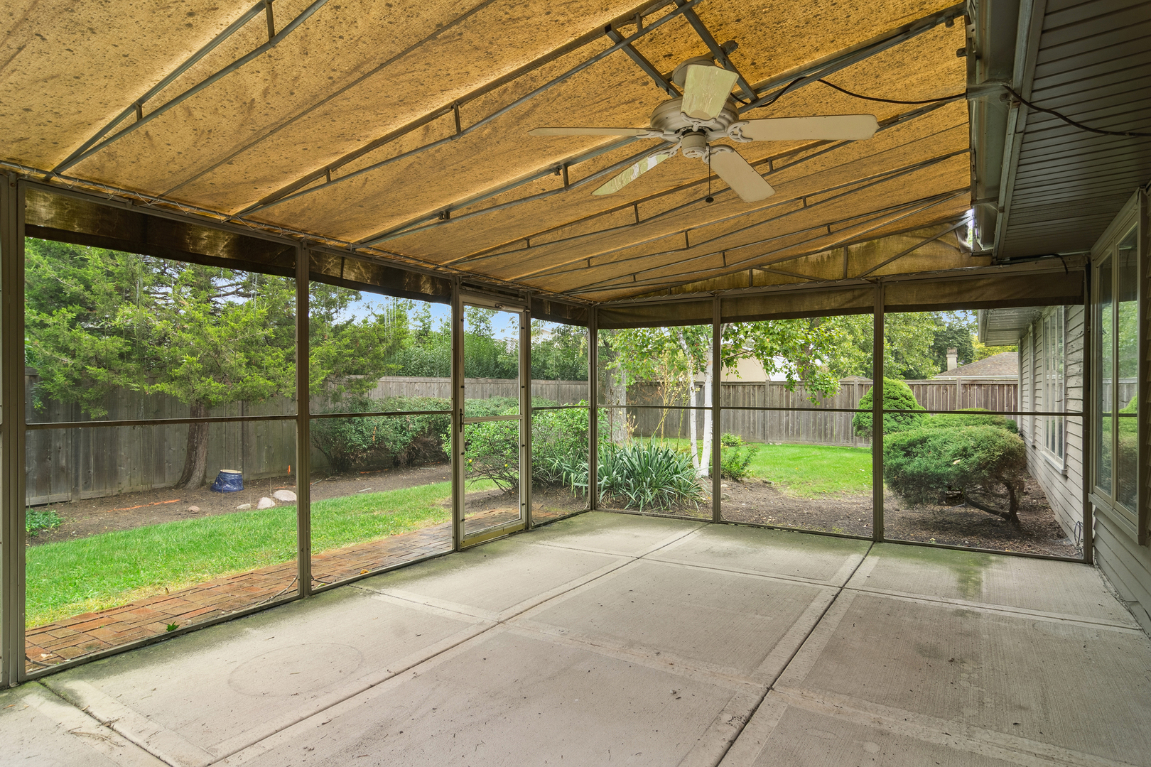260 Bedford Lane, Bloomingdale, IL 60108