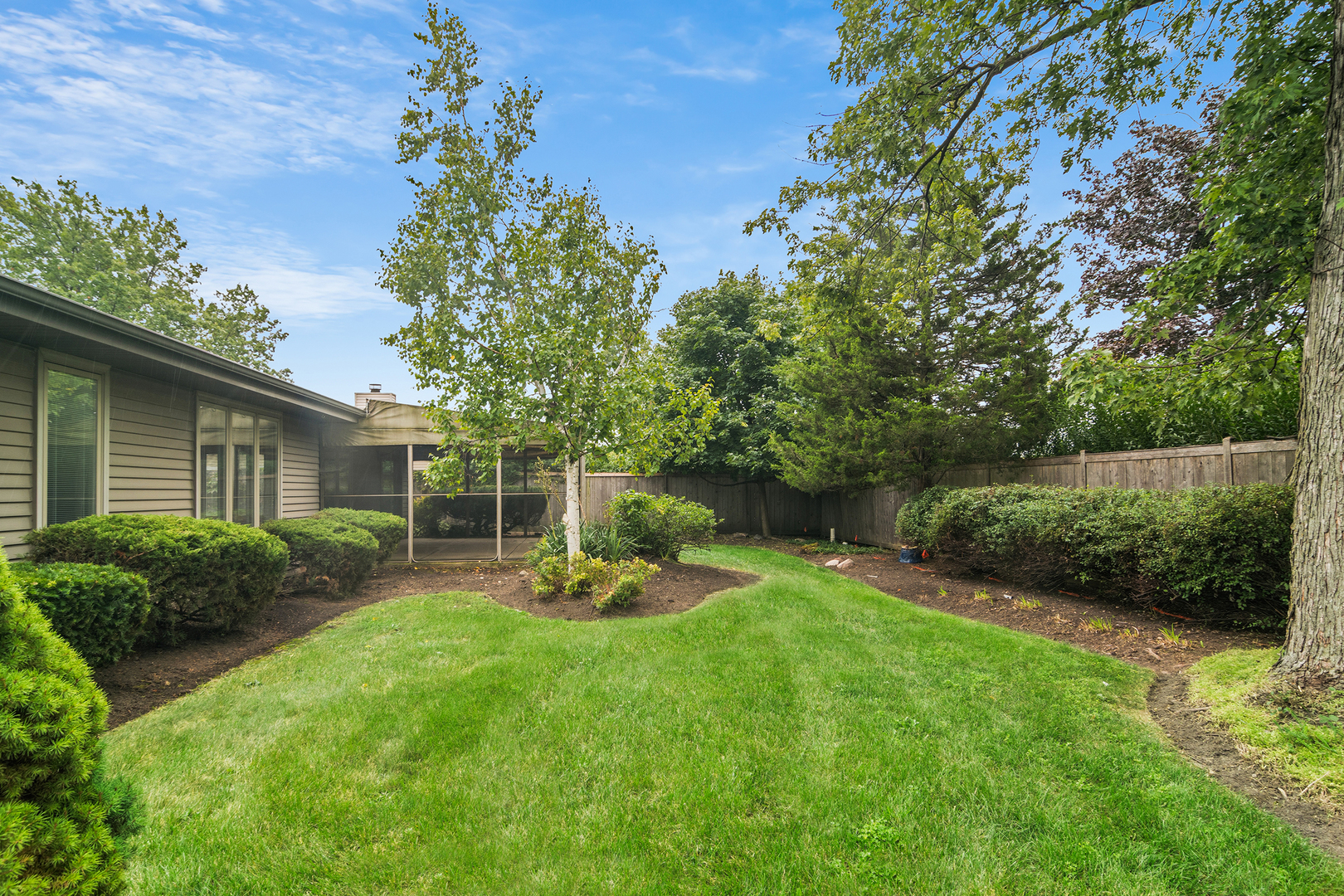 260 Bedford Lane, Bloomingdale, IL 60108