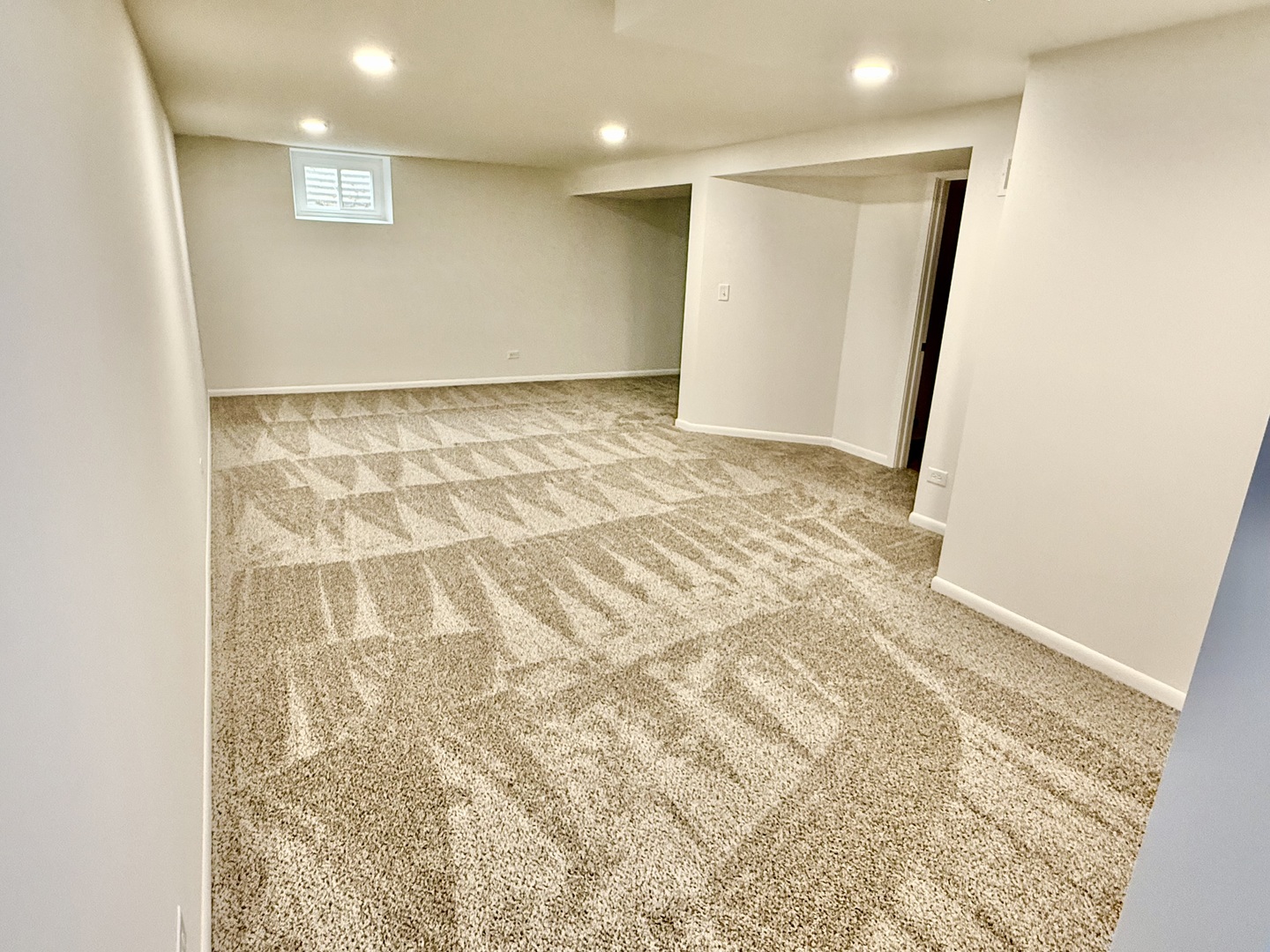 6 S Donald Avenue, Arlington Heights, IL 60004