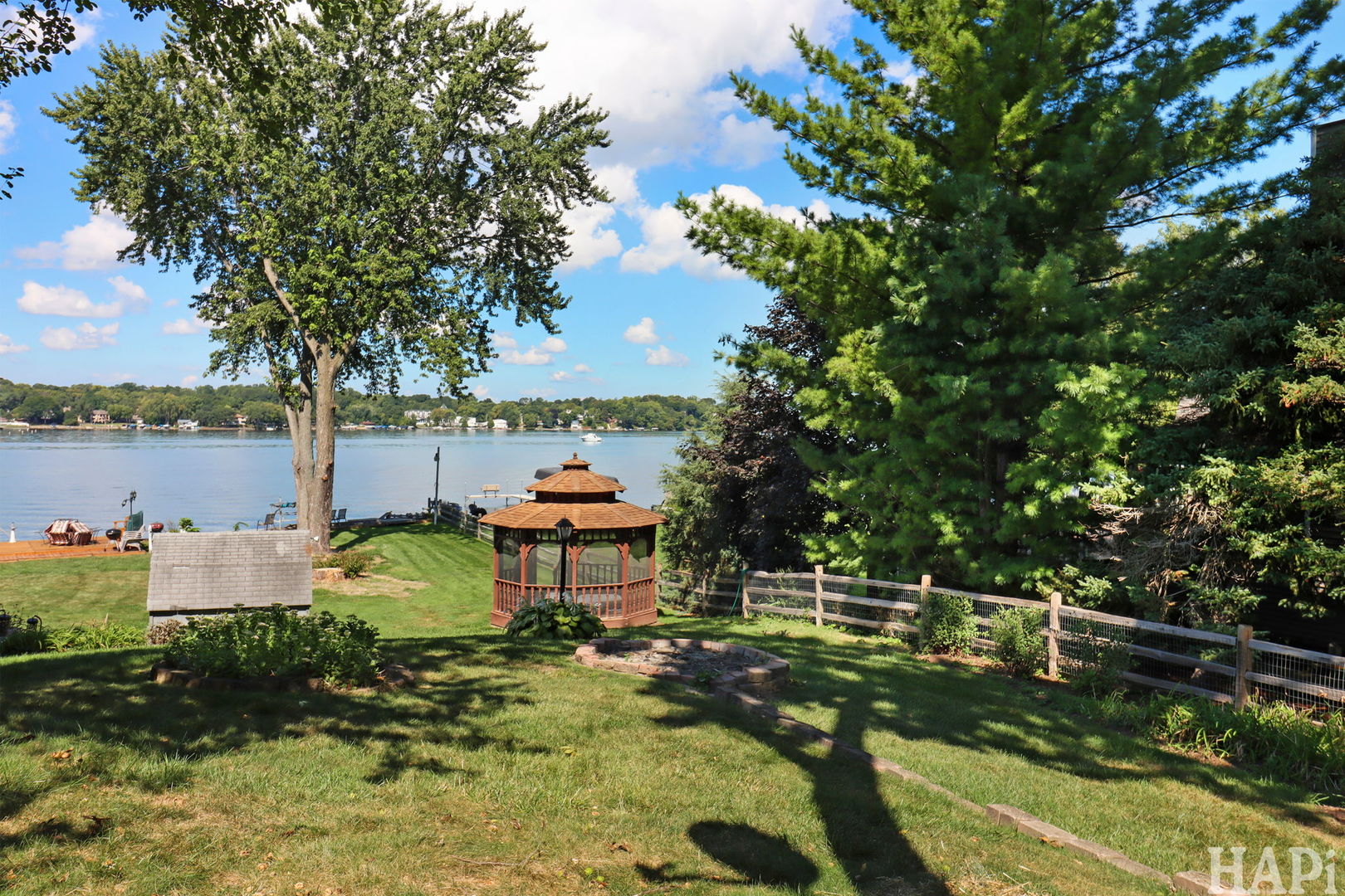 36 N Lake Avenue, Fox Lake, IL 60020
