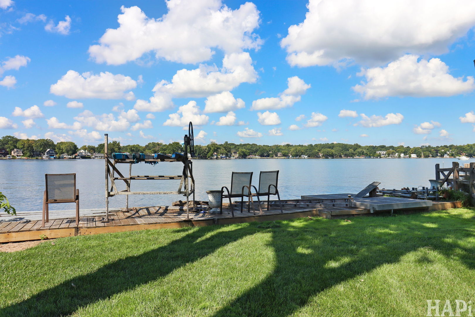 36 N Lake Avenue, Fox Lake, IL 60020