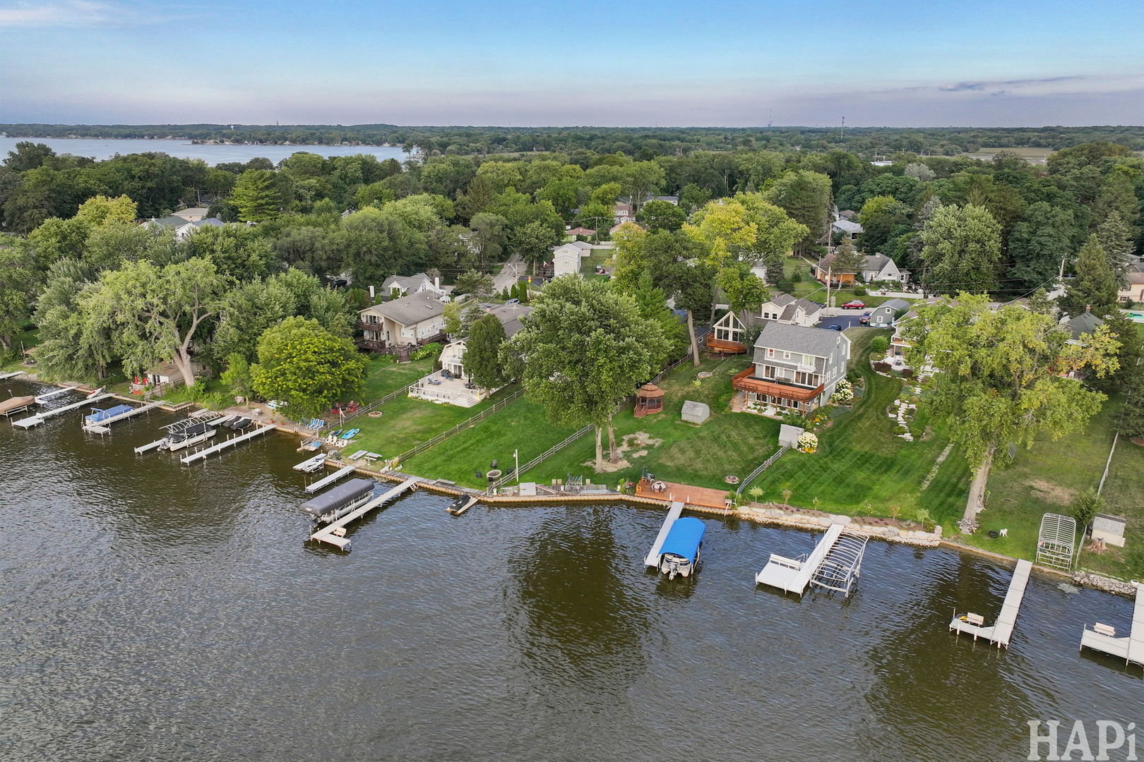 36 N Lake Avenue, Fox Lake, IL 60020
