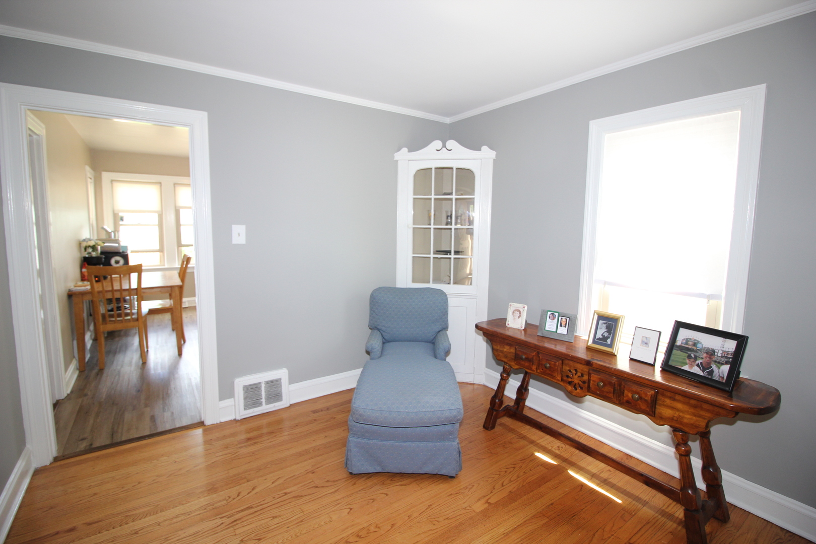 10851 S Trumbull Avenue, Chicago, IL 60655