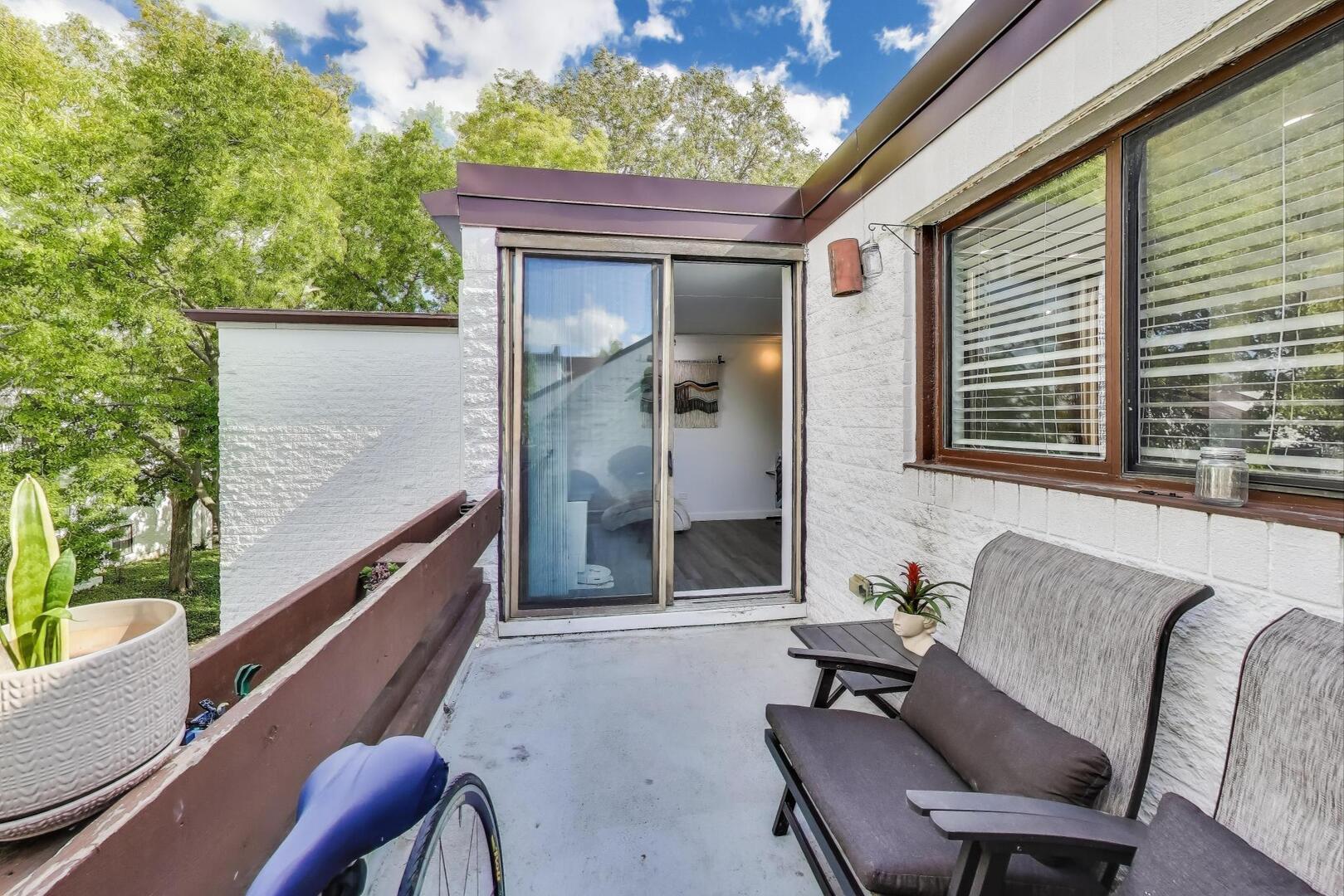 354 W Miner Street #3A, Arlington Heights, IL 60005