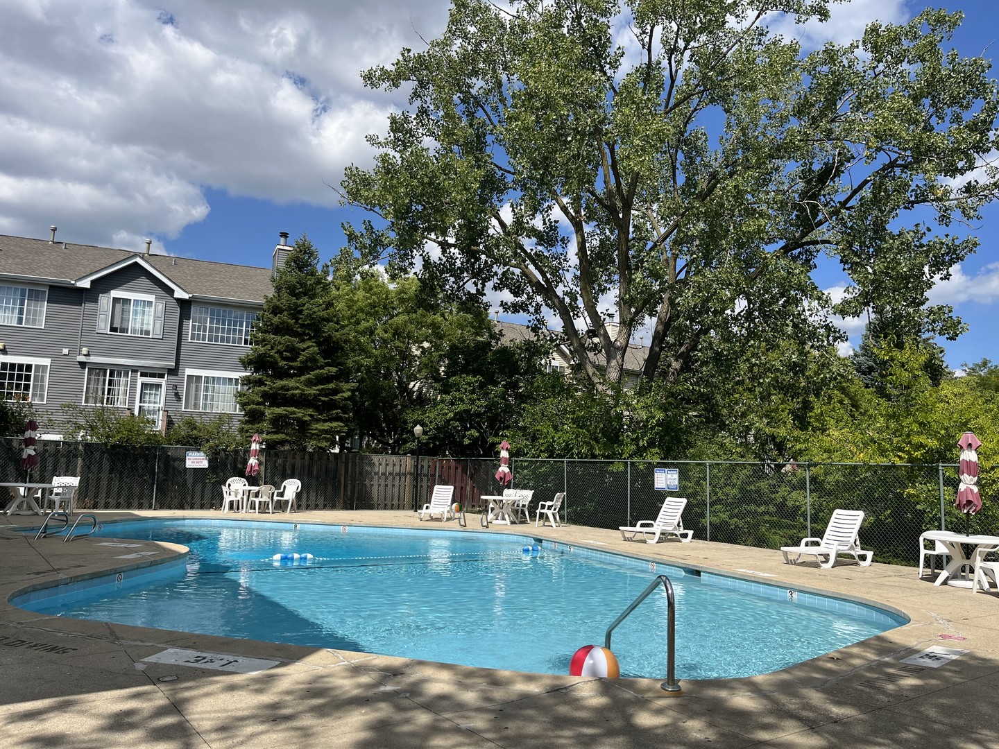 5400 Astor Lane #306, Rolling Meadows, IL 60008