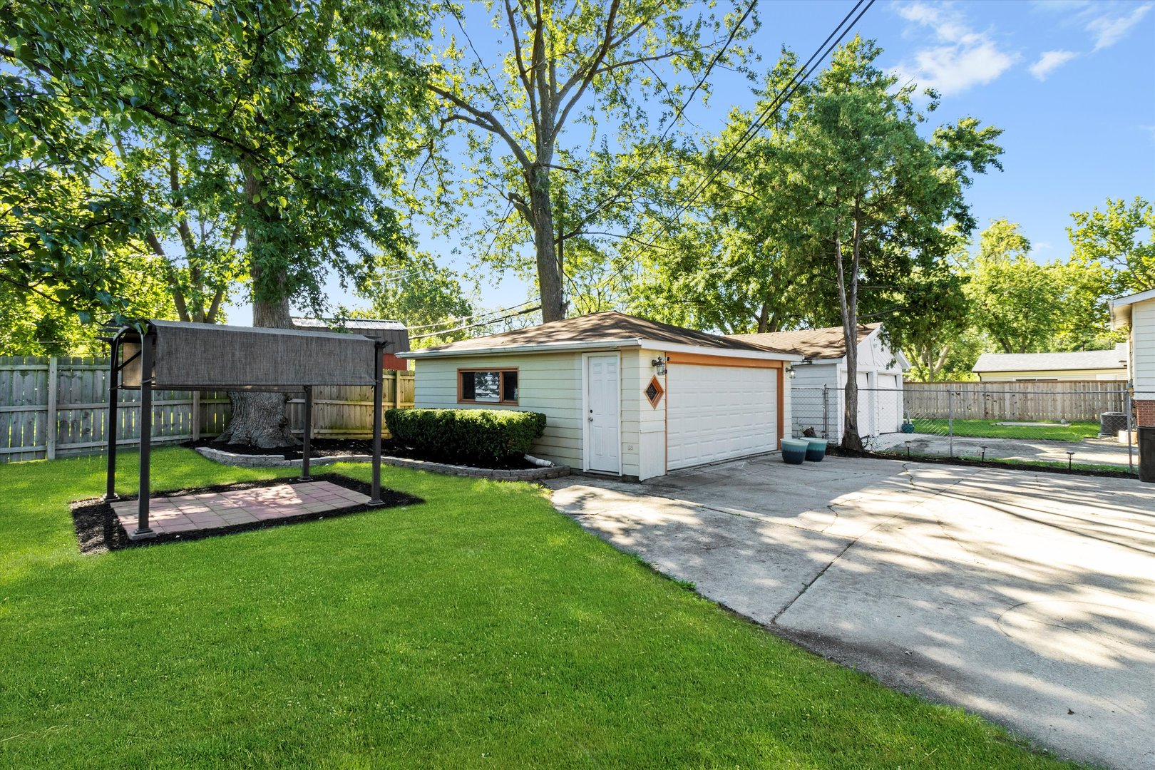 325 Indiana Street, Park Forest, IL 60466