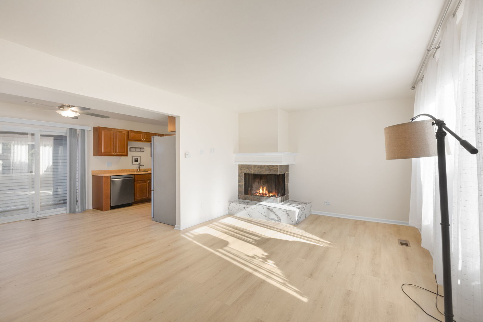 1373 Court Maria, Hanover Park, IL 60133