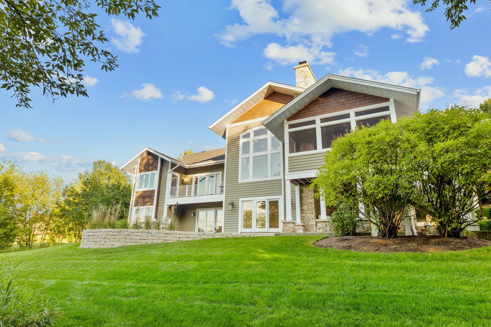 7 Anne Court, Hawthorn Woods, IL 60047