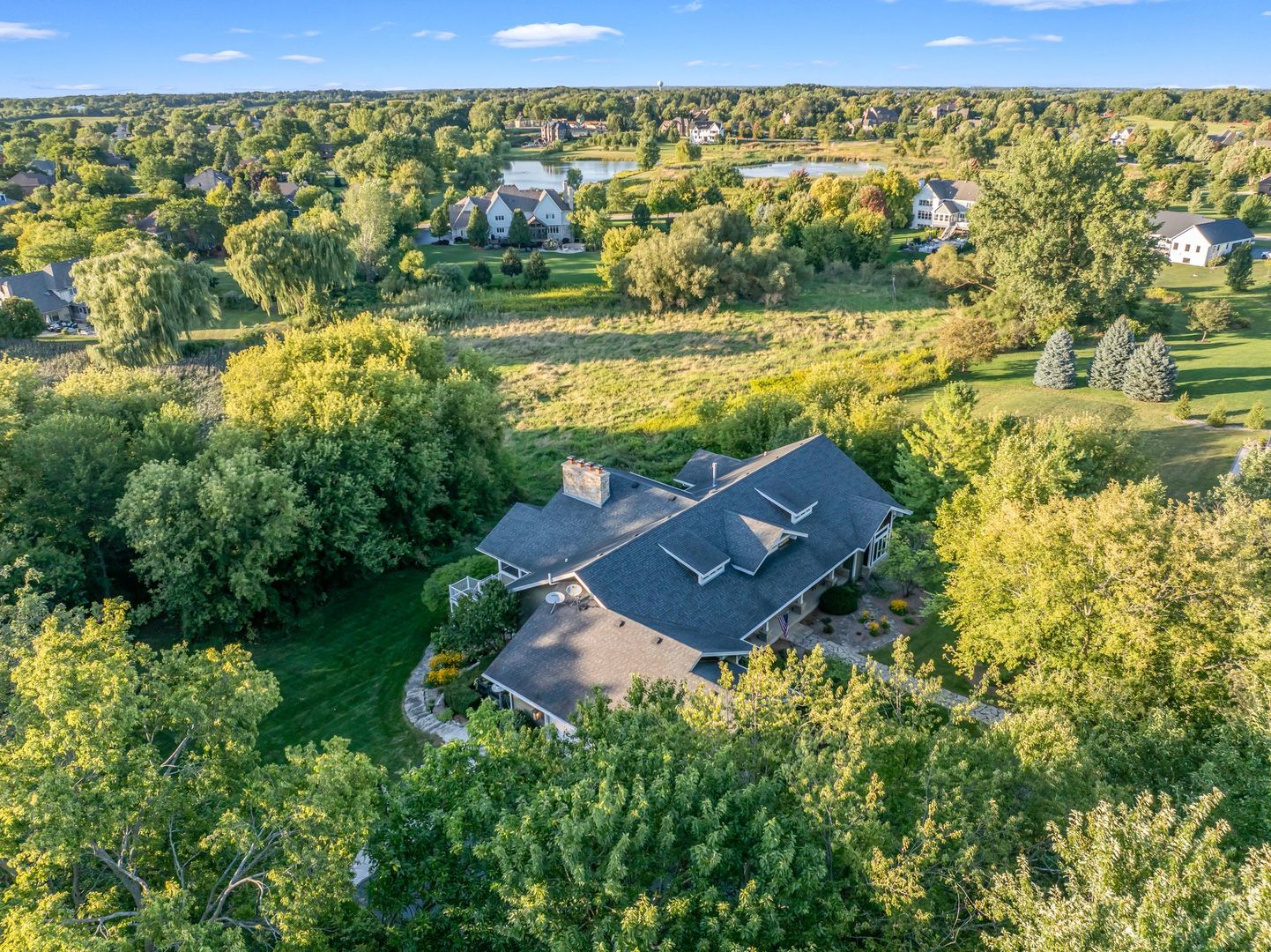 7 Anne Court, Hawthorn Woods, IL 60047