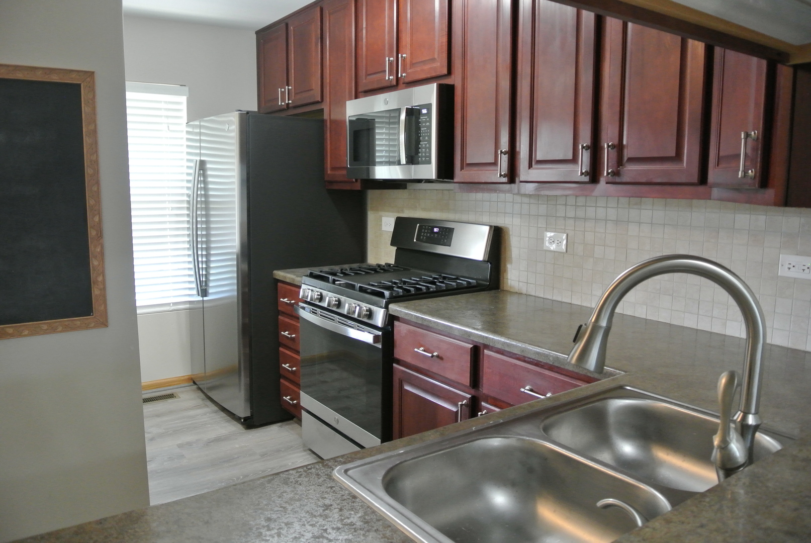 118 Colonial Parkway #C, Yorkville, IL 60560