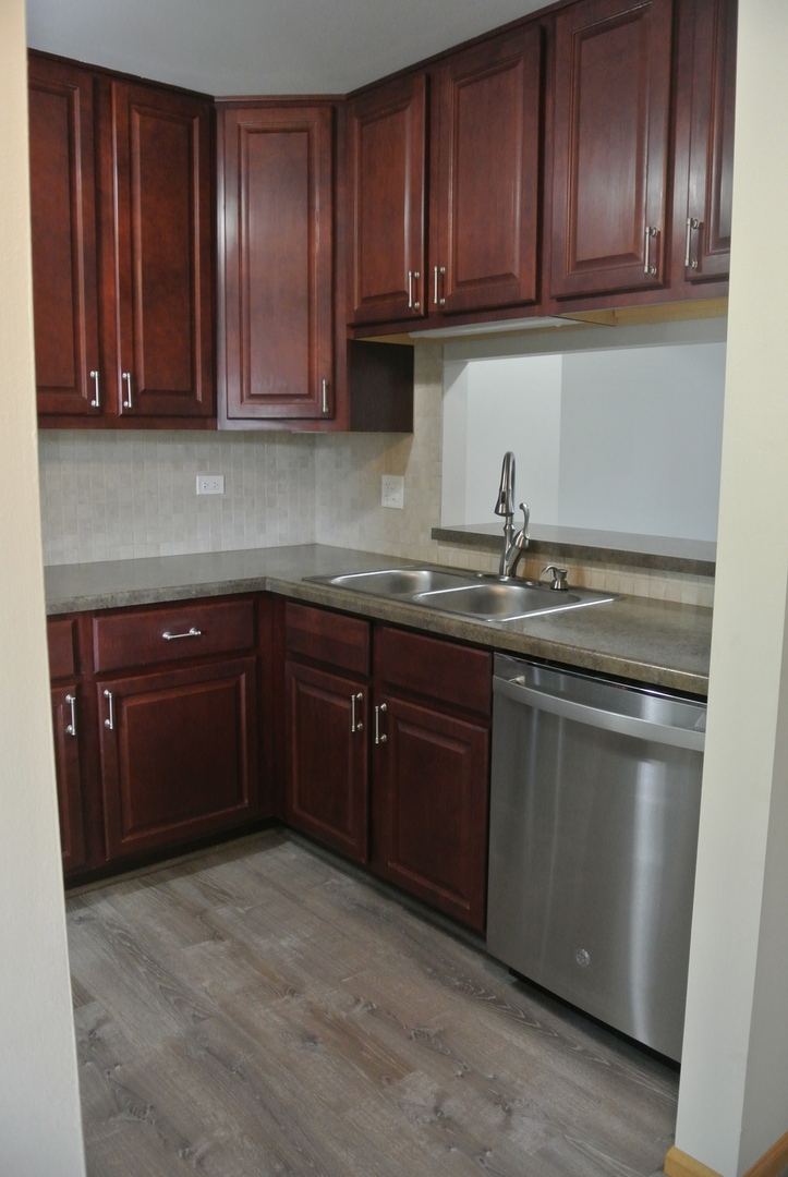 118 Colonial Parkway #C, Yorkville, IL 60560