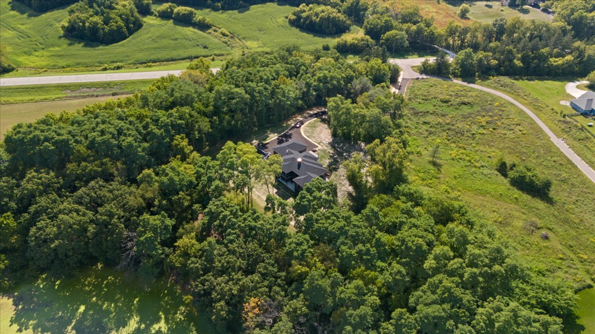 815 N English Settlement Avenue, Burlington, WI 53105