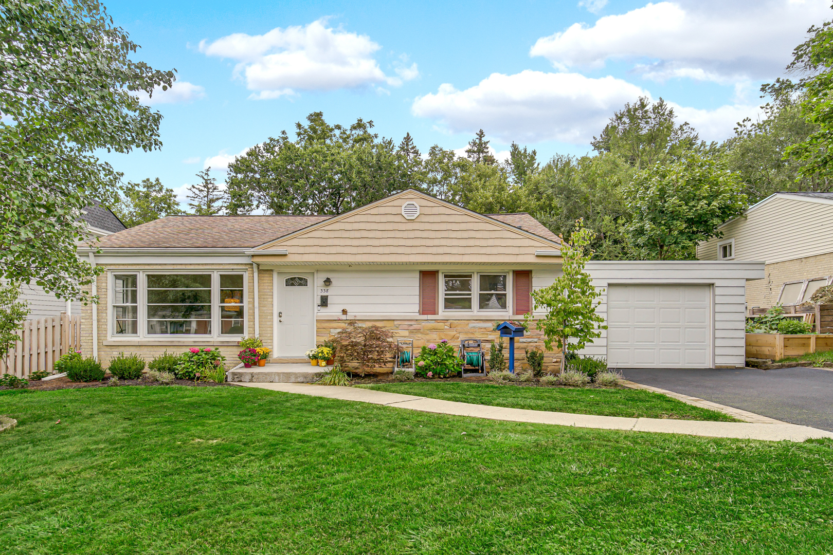 338 MAPLE Street, Glen Ellyn, IL 60137